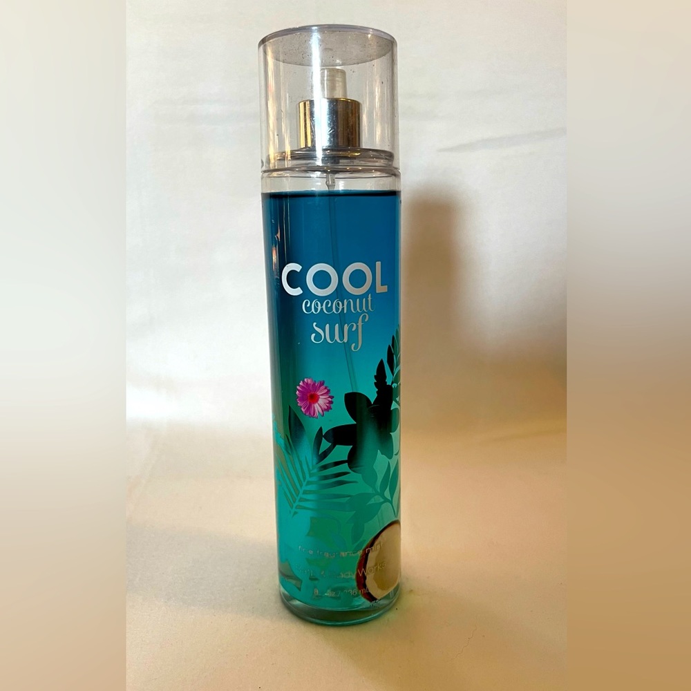 Bath and Body Works Fine Fragrance Mist Cool Coconut Surf 8 Ounce